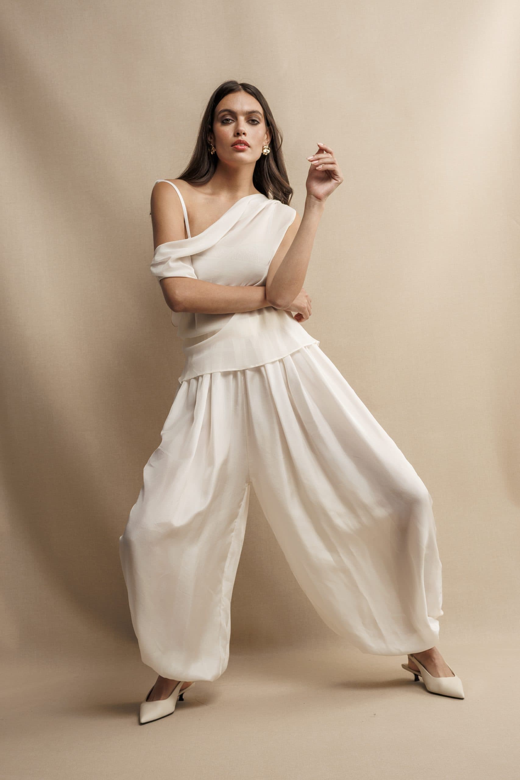 Silk Ballon Pants, frame 1